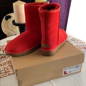 Women’s classic short ll ugg boots